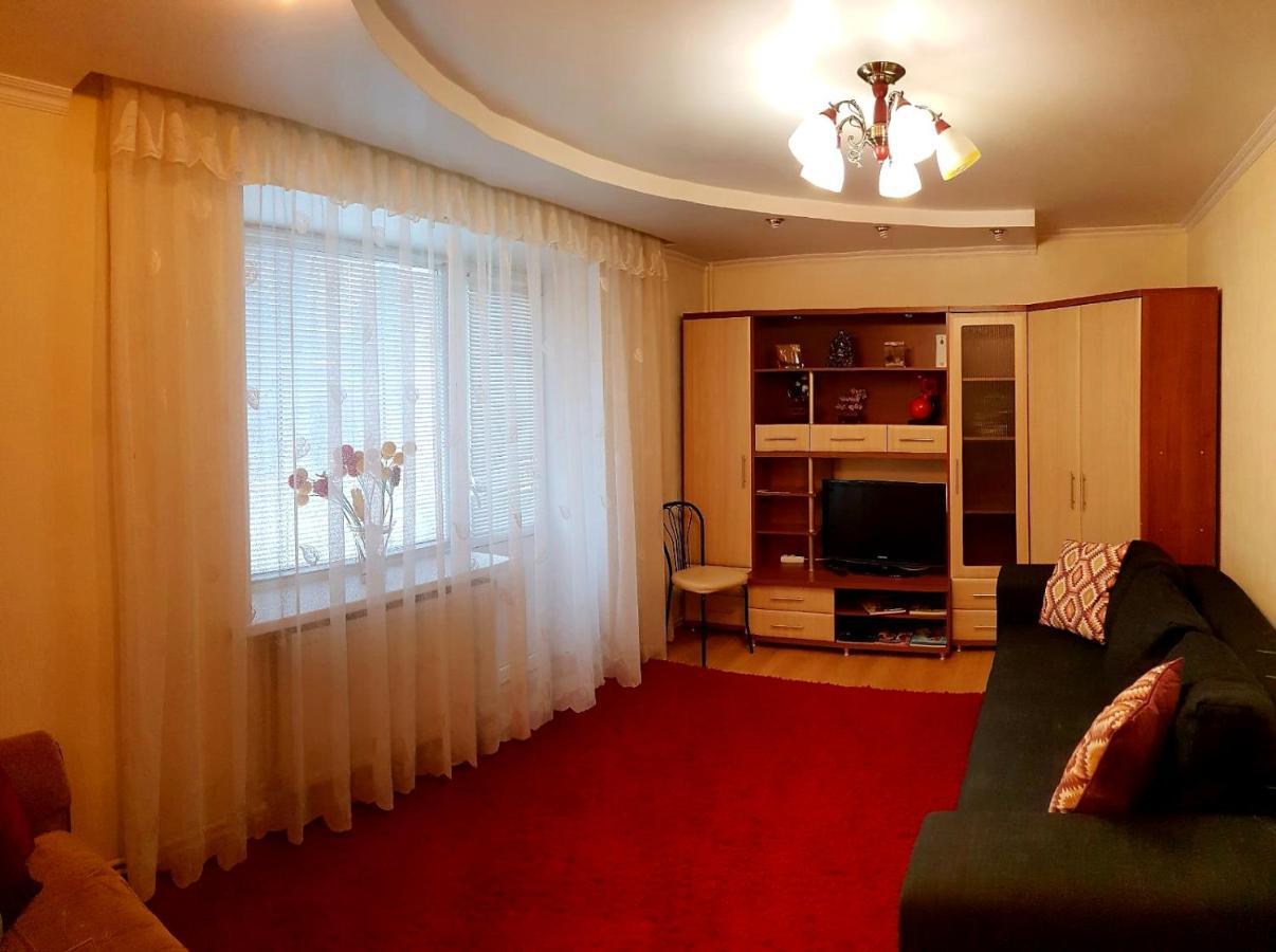 Topilche Apartment Ternopil Dış mekan fotoğraf